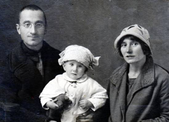 Александр и Серафима Орлеанские с дочерью Екатериной